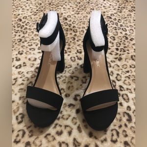 MARCOREPUBLIC Women's Medium Platform